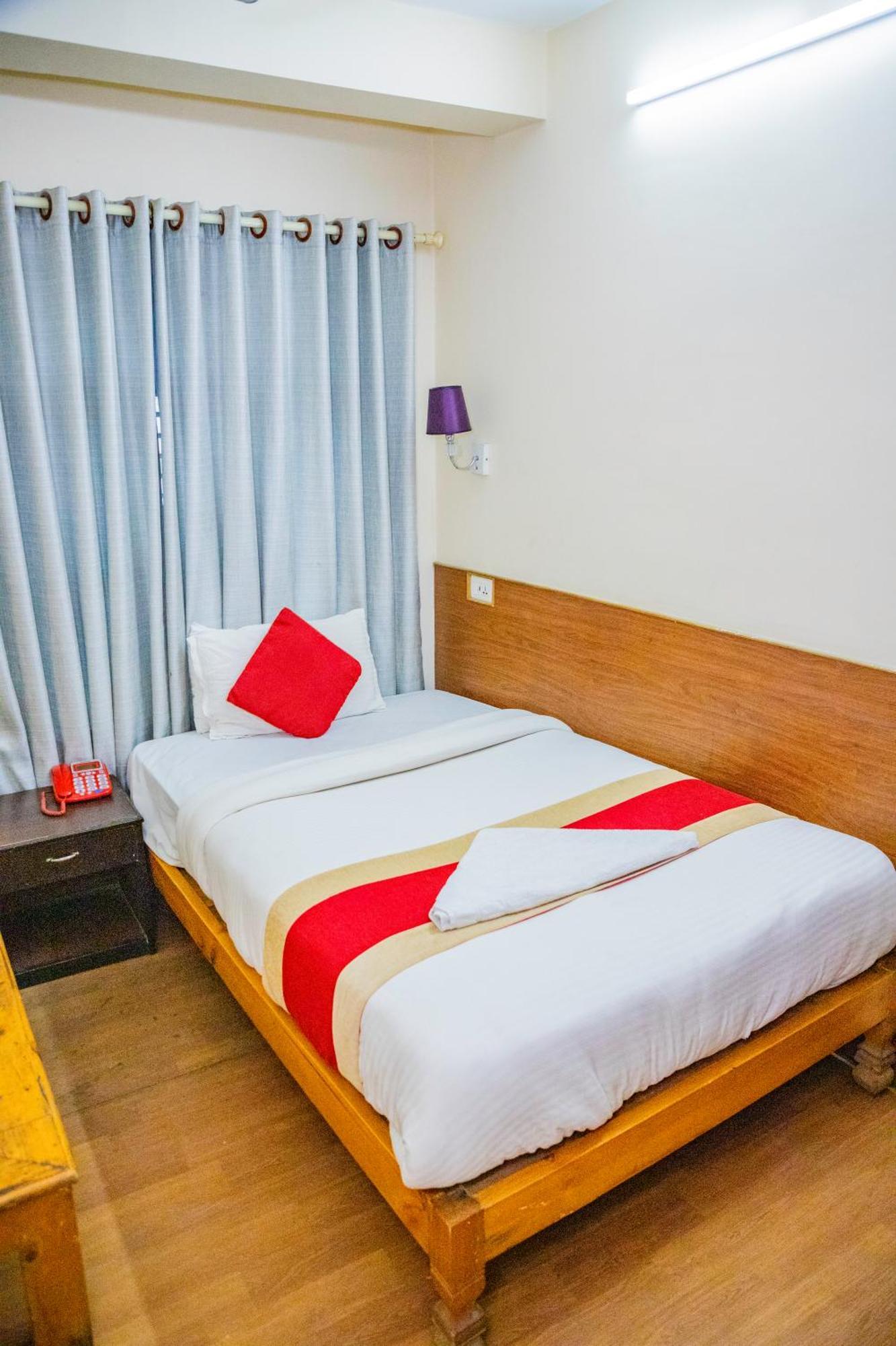 Great Doors Thamel Hotel Kathmandu Exterior photo