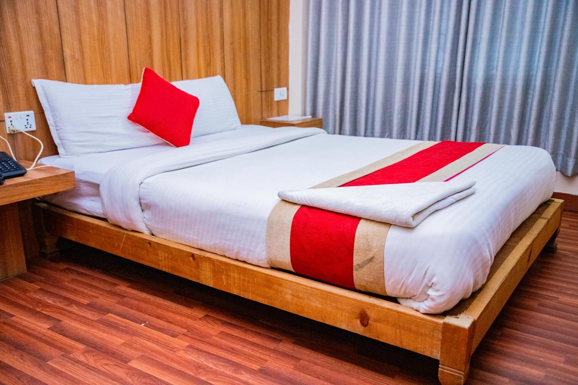 Great Doors Thamel Hotel Kathmandu Exterior photo