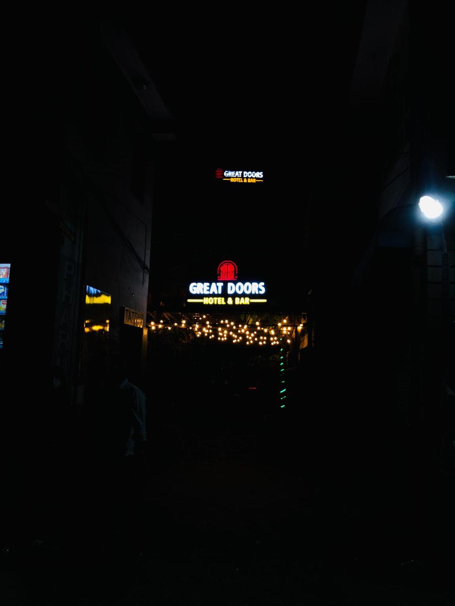 Great Doors Thamel Hotel Kathmandu Exterior photo